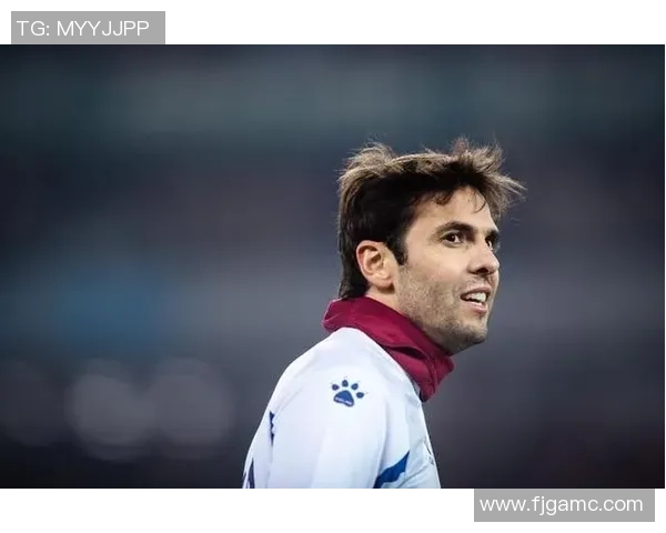 足球20号球星个人形象照展示,领略独特风采与精彩瞬间 足球20号球星个人形象照展示,领略独特风采与精彩瞬间