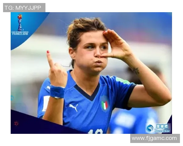 足球球星湖北女友身份曝光引发热议其背后故事令网友惊叹 足球球星湖北女友身份曝光引发热议其背后故事令网友惊叹